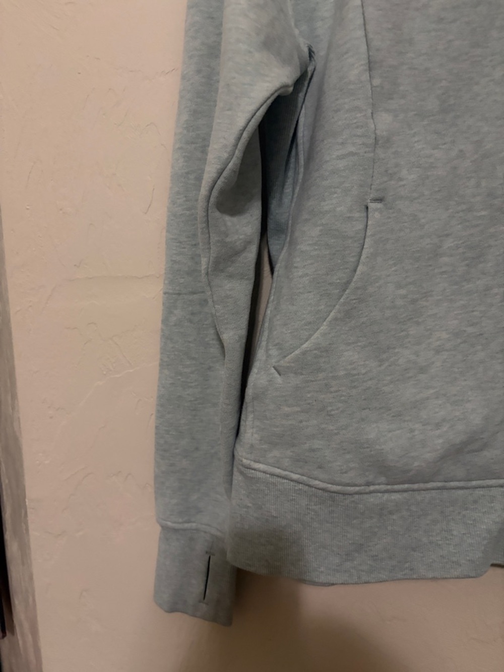 Lululemon Light Mint Green Scuba Full-Zip Hoodie. Worn Once. Excellent Condition - Picture 6 of 11